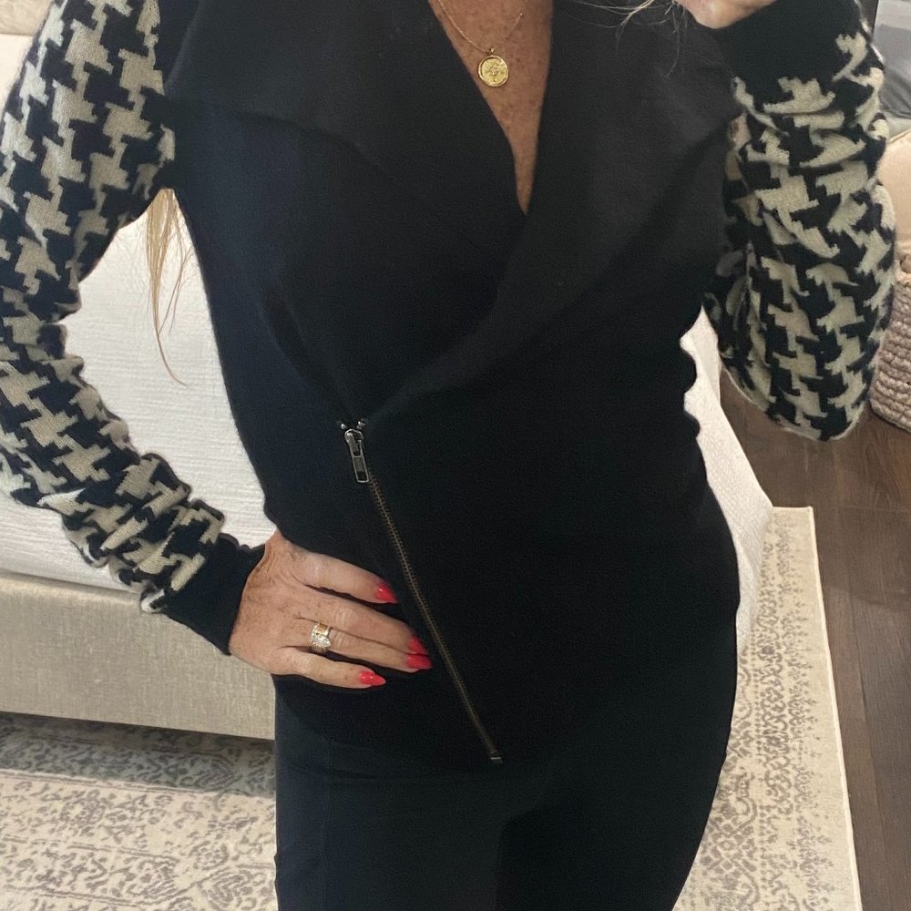 Houndstooth Cashmere Sweater